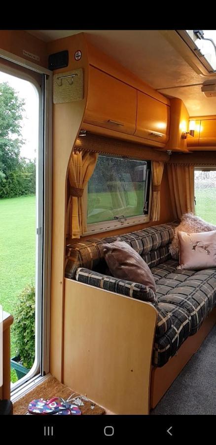 Self Contained Holiday Home Caravan Corsham Exterior foto