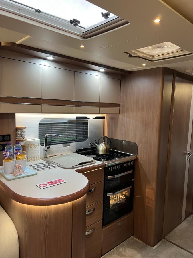 Self Contained Holiday Home Caravan Corsham Exterior foto